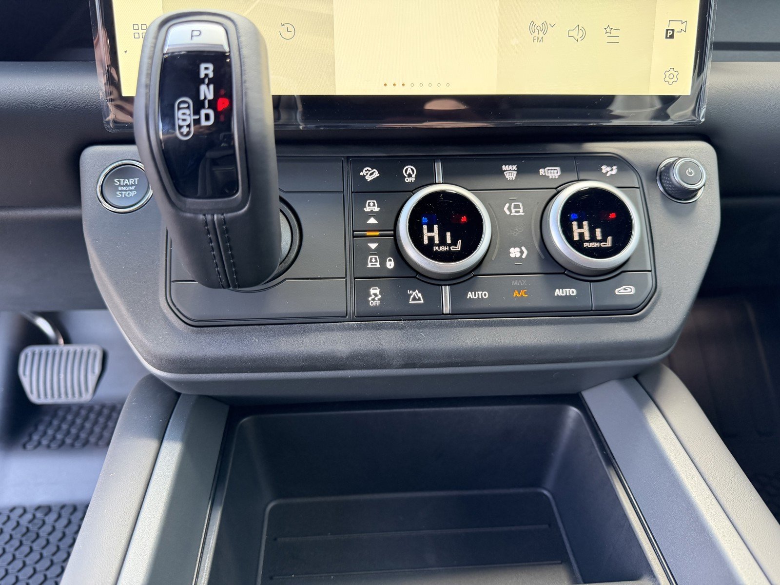 New 2026 Borasco Grey Land Rover S image 17