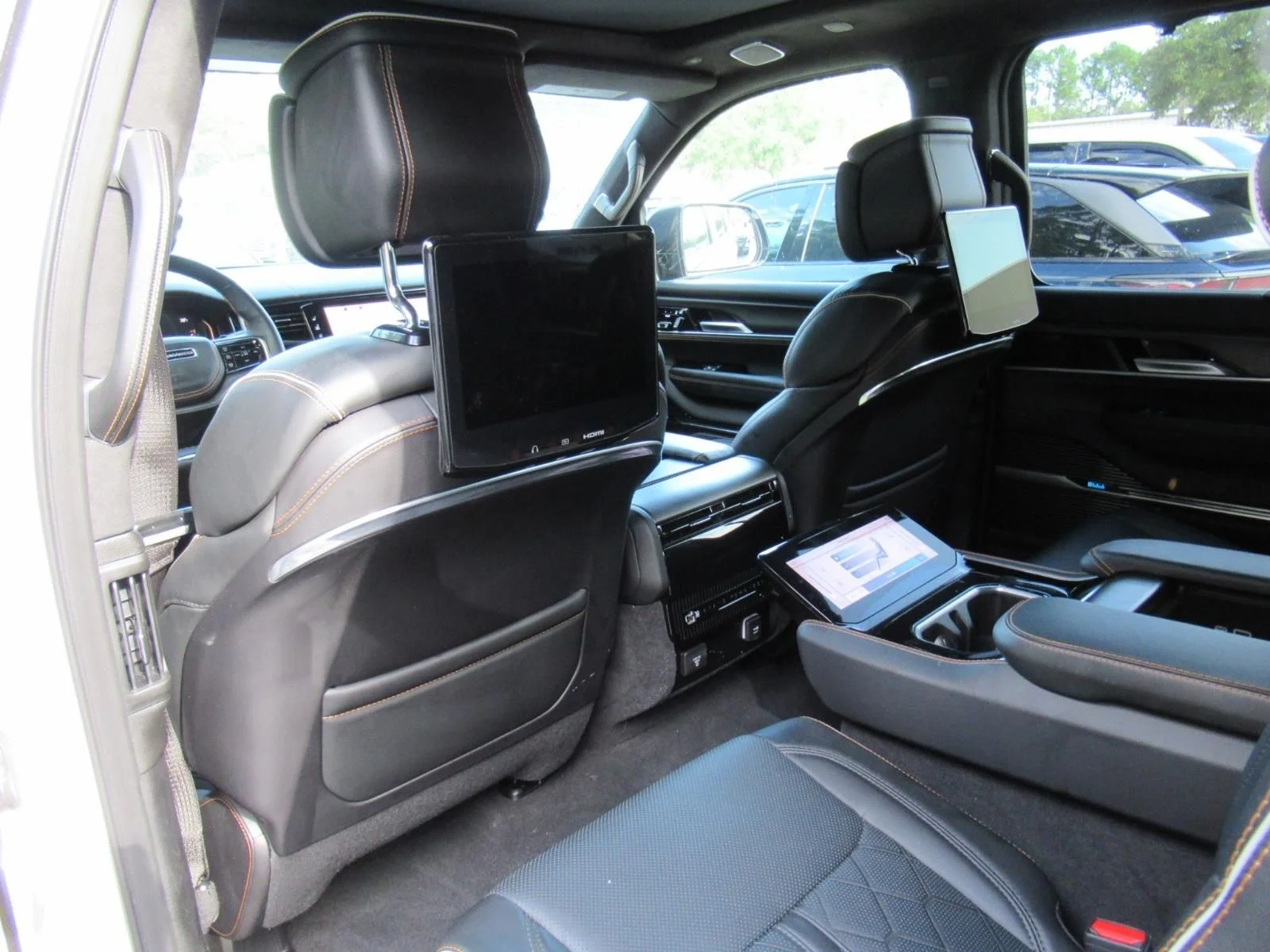 Used 2025 White Jeep Series III image 17