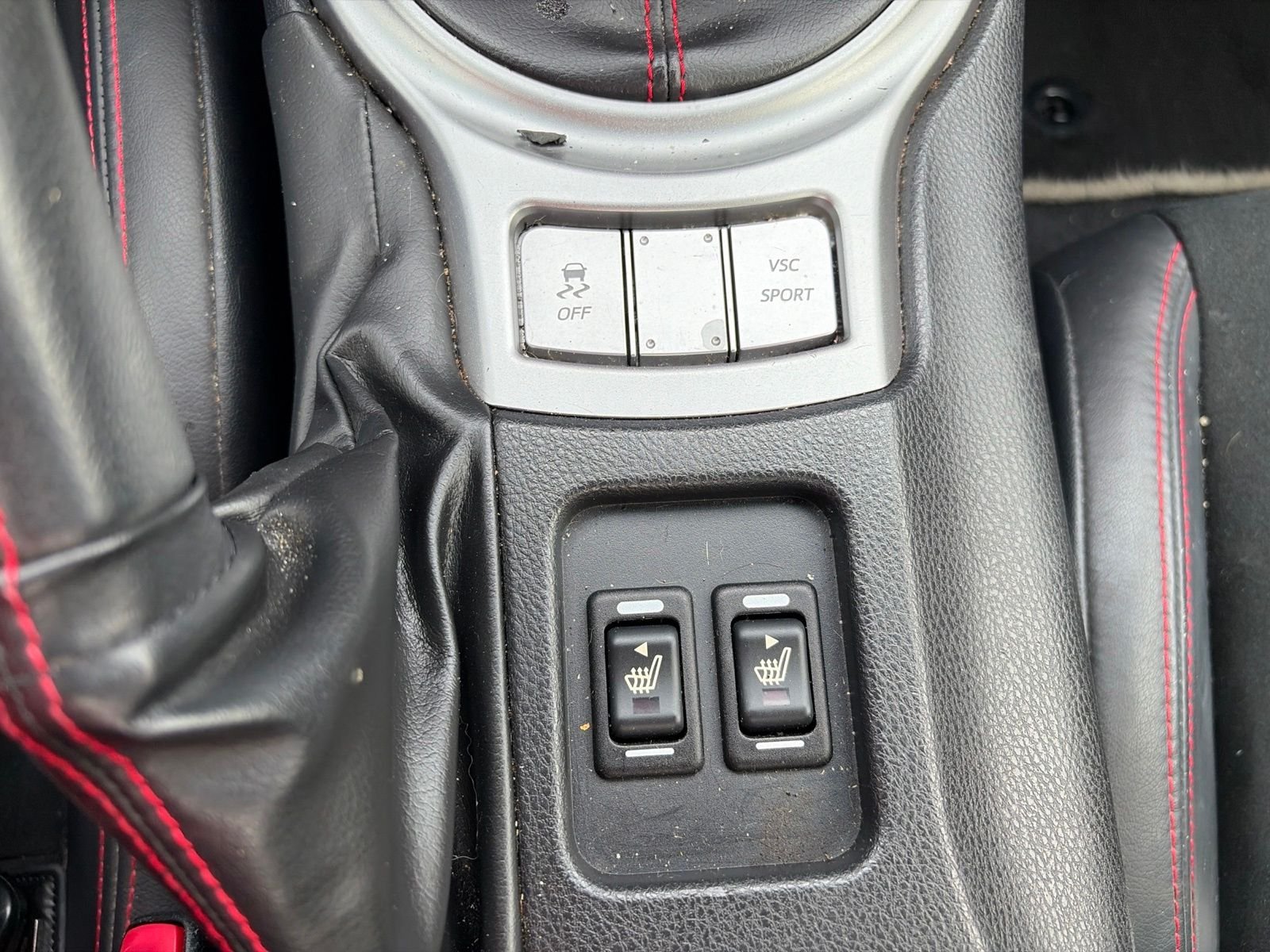 Used 2014 Red Subaru Limited image 19