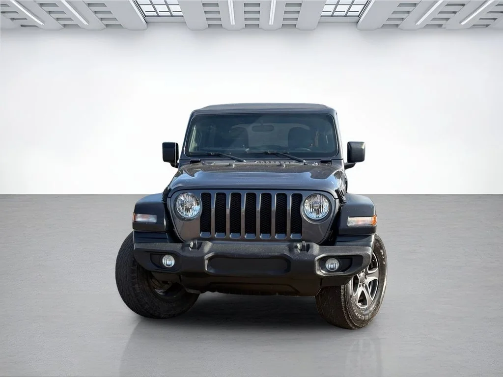 Used 2021 Gray Jeep Unlimited Sport S image 4