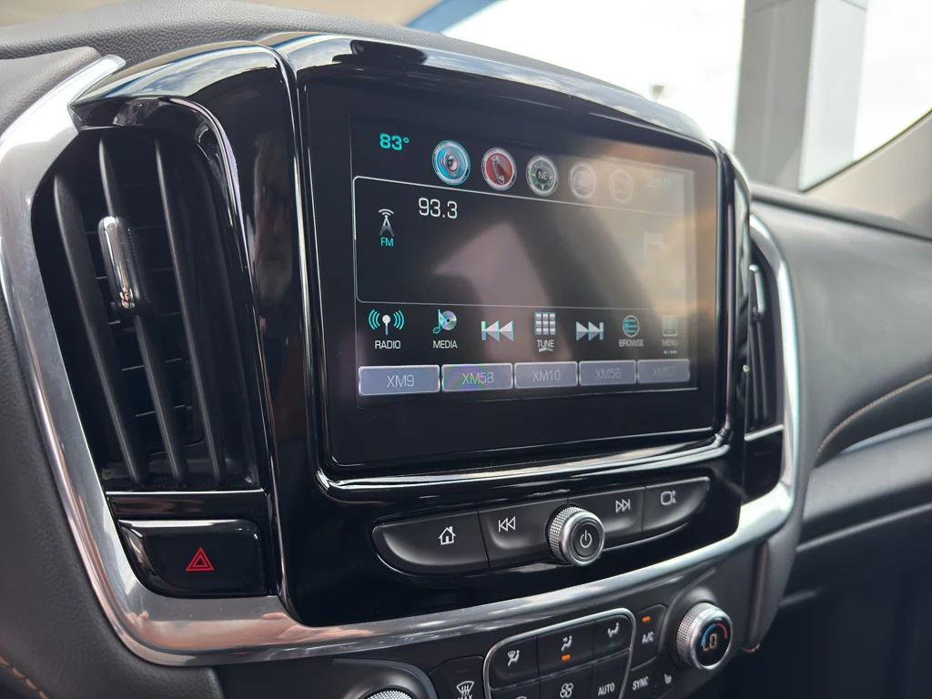 Used 2019 CAJUN RED TINTCOAT Chevrolet RS image 15