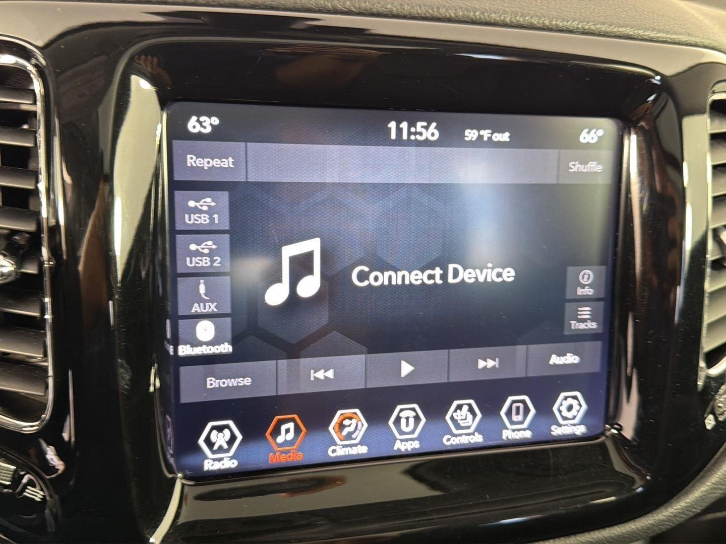 Used 2019 Granite Crystal Metallic Clearcoat Jeep Limited image 29