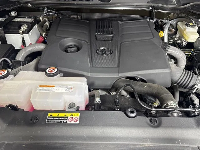 Used 2025 Gray Toyota Limited image 9
