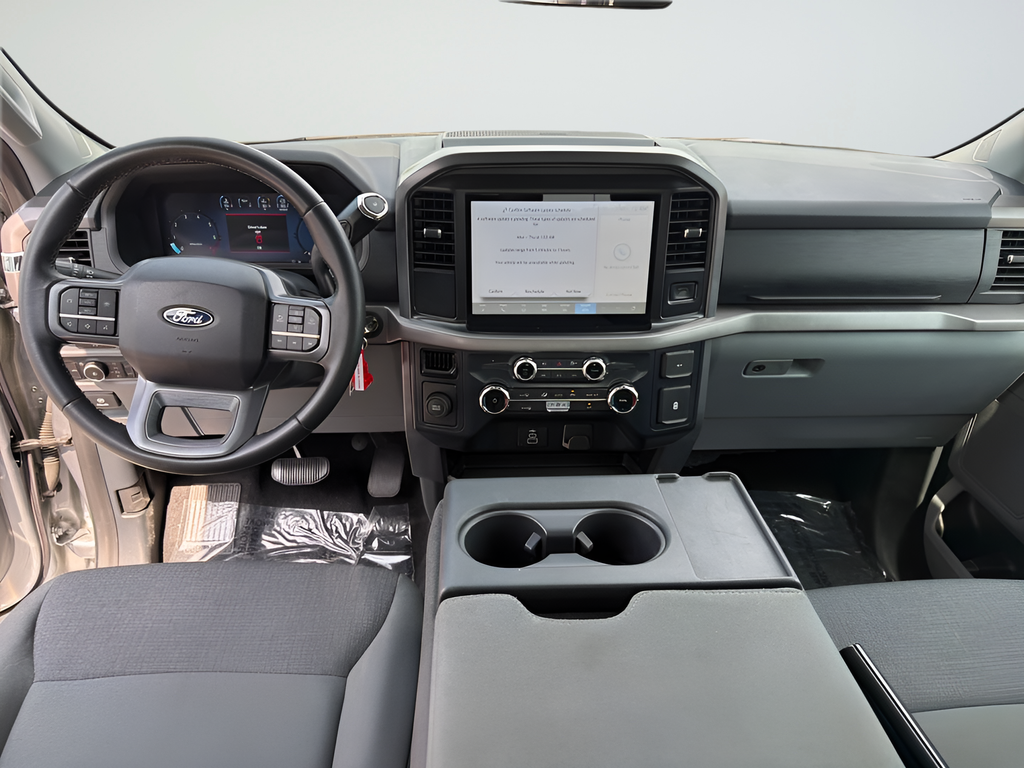 Used 2025 Silver Ford XLT image 22