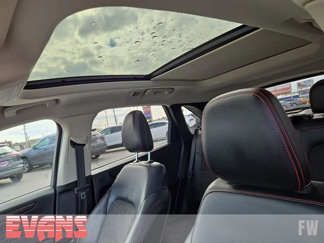 Used 2022 Gray Ford SEL image 19
