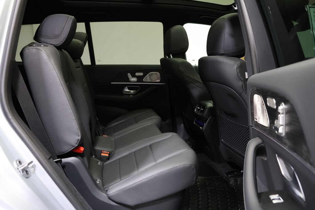 New 2026 Cirrus Silver Metallic Mercedes-Benz GLS 450 image 54