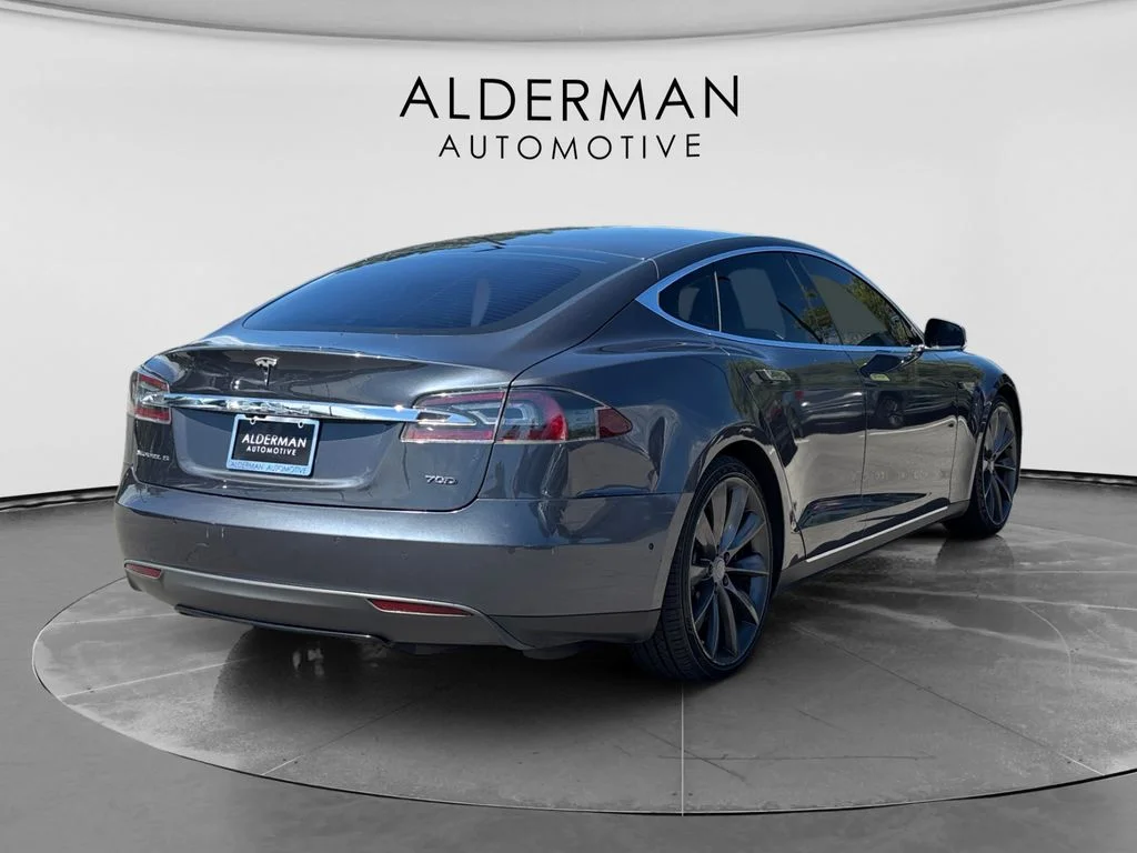Used 2015 Gray Tesla 70D image 5