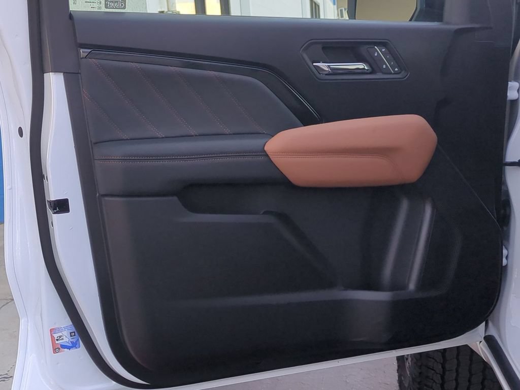 2026 GMC Canyon AT4 - Photo 22