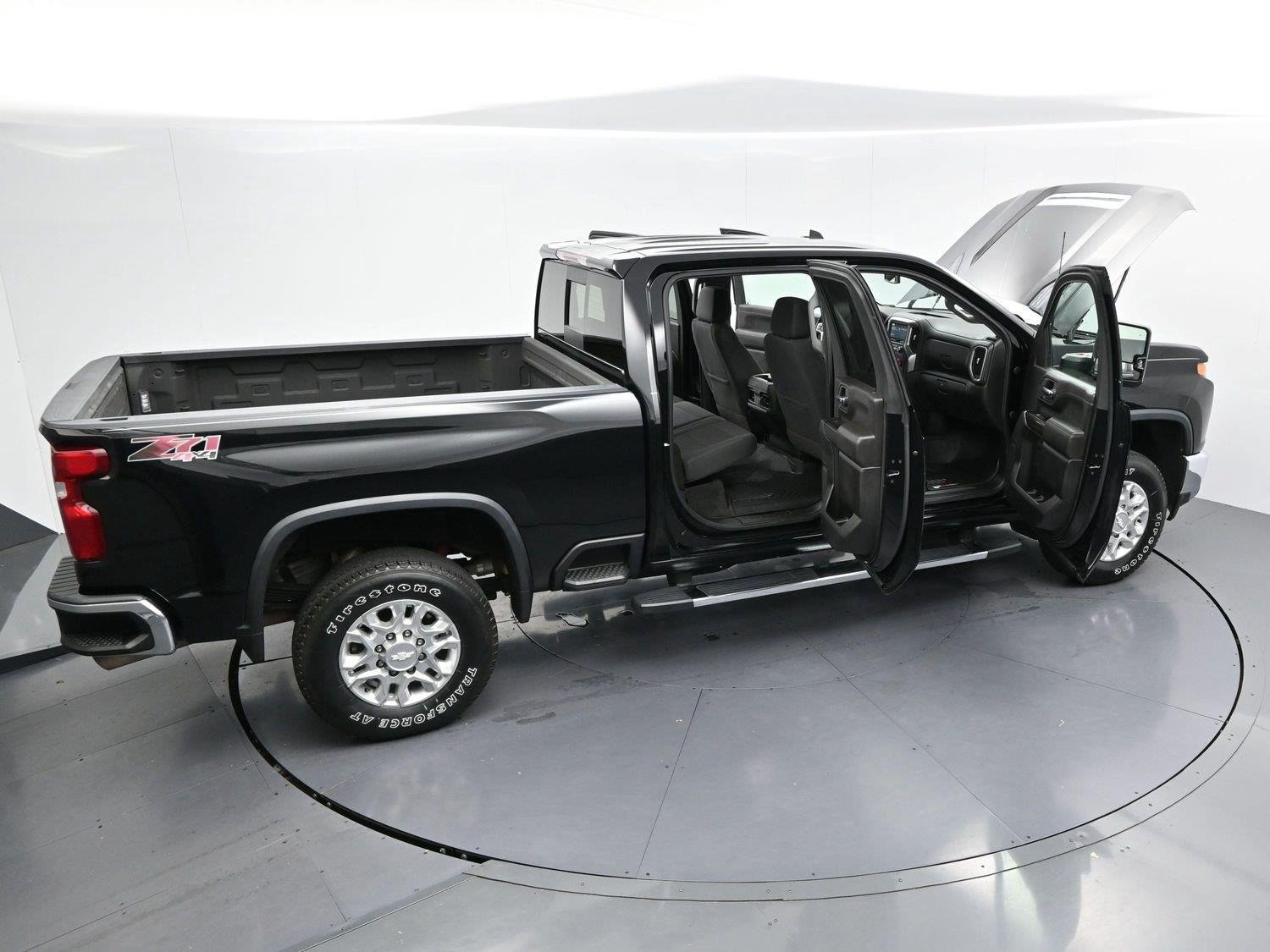 Used 2020 BLACK Chevrolet LT image 39