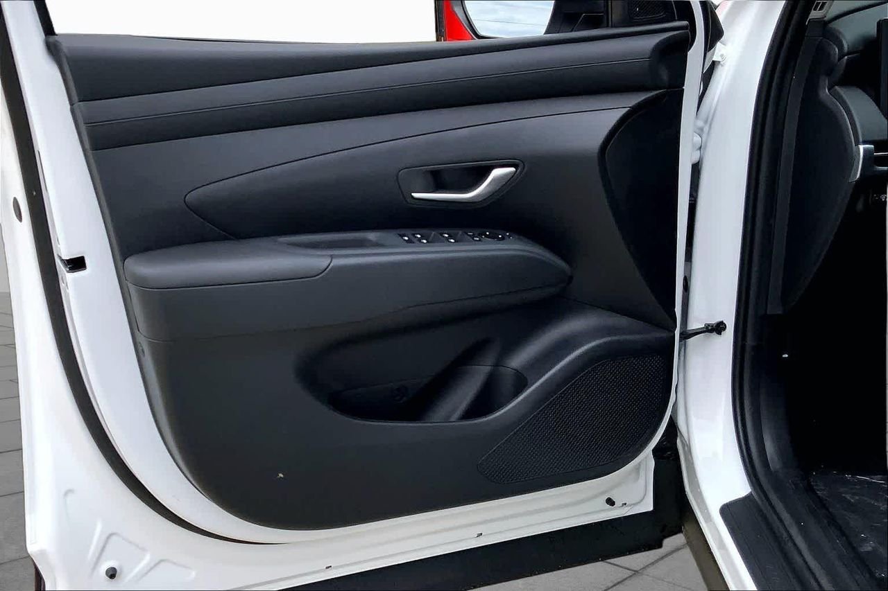 New 2026 Serenity White Pearl Hyundai SEL Premium AWD image 10