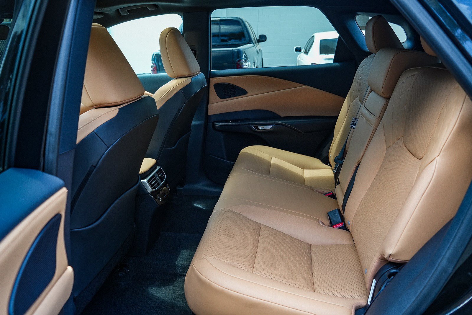 Certified Used 2025 CAVIAR Lexus 350h Premium image 18