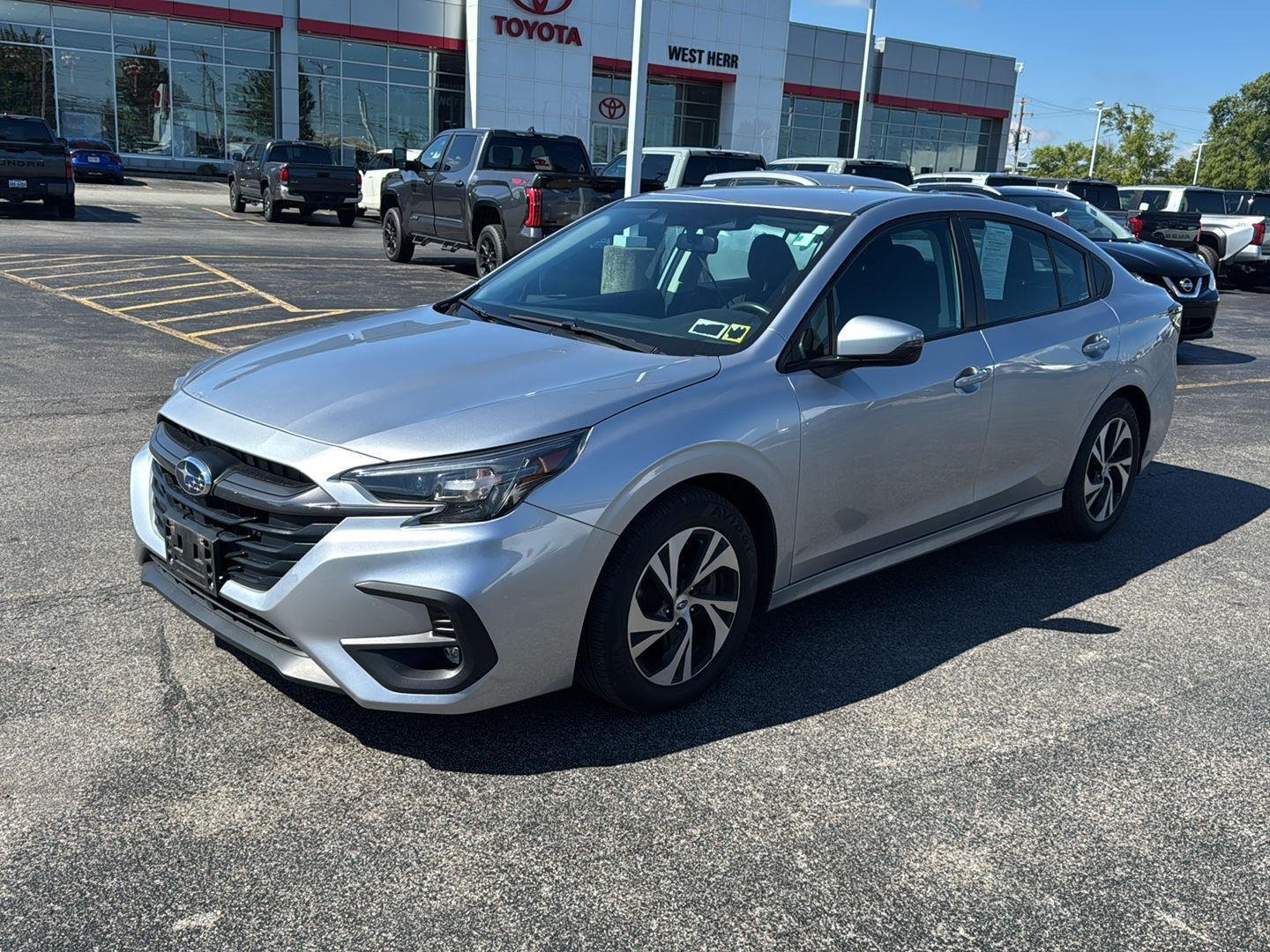 Used 2024 Ice Silver Metallic Subaru Premium image 3