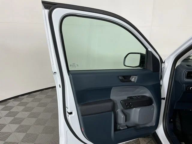 New 2026 Oxford White Ford XL image 12