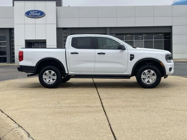 New 2025 Oxford White Ford XL image 2