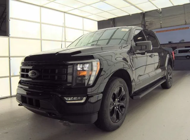 Used 2023 Black Metallic Ford XLT image 7