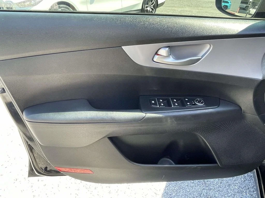 Used 2024 Aurora Black Kia LXS image 13