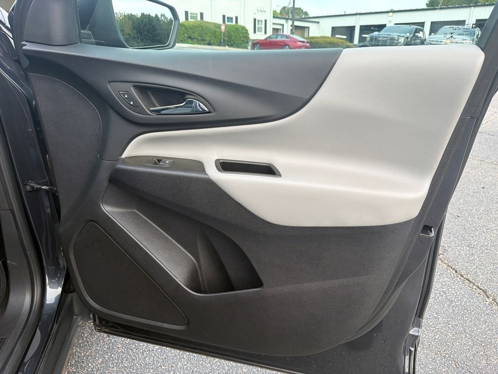 2022 Chevrolet Equinox LT - Photo 14
