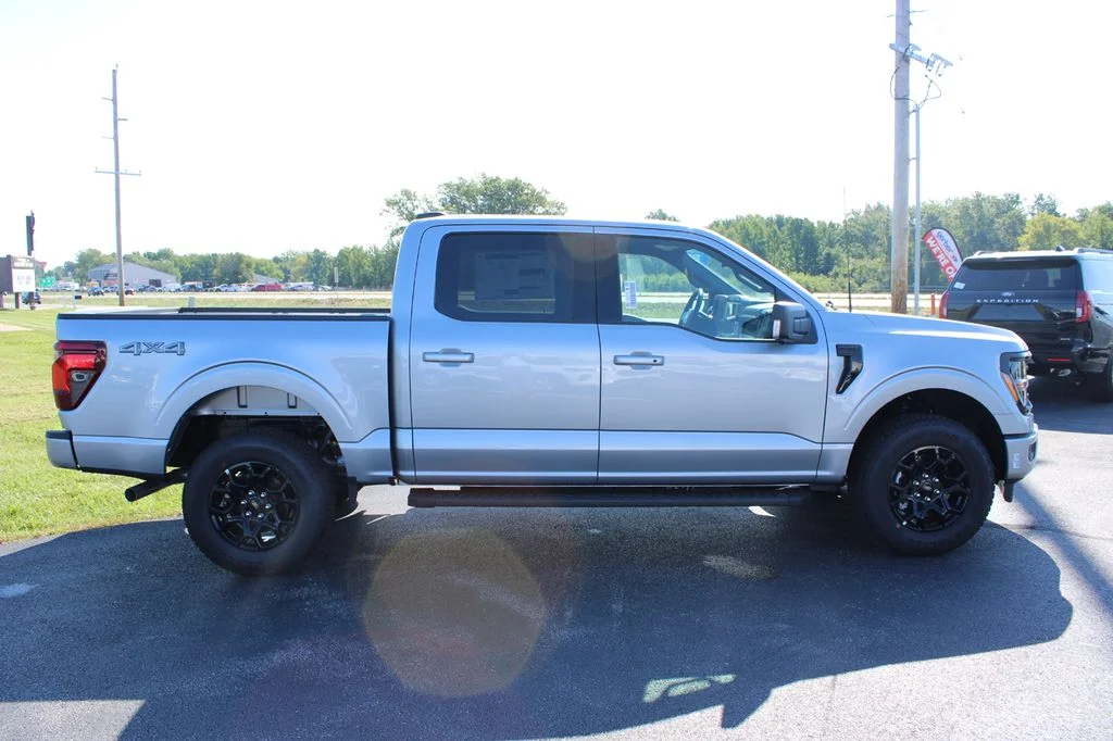 New 2026 Iconic Silver Metallic Ford XLT image 16