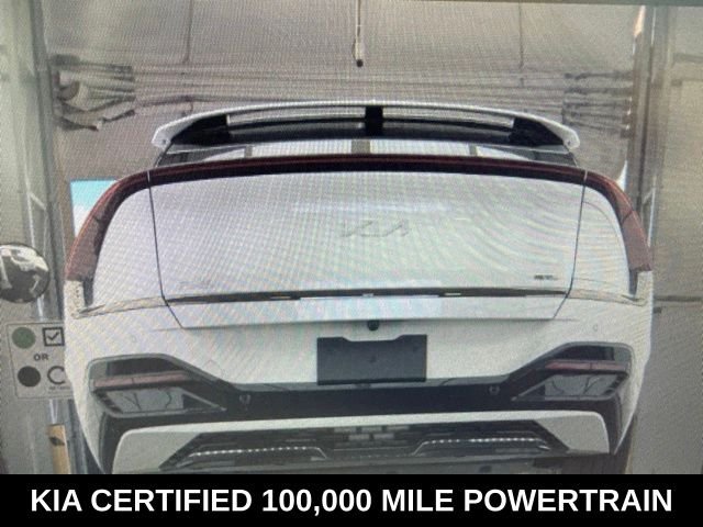 Used 2023 White Kia GT-Line image 11