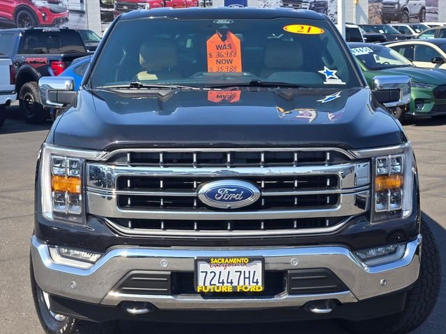 Used 2021  Ford Lariat image 2