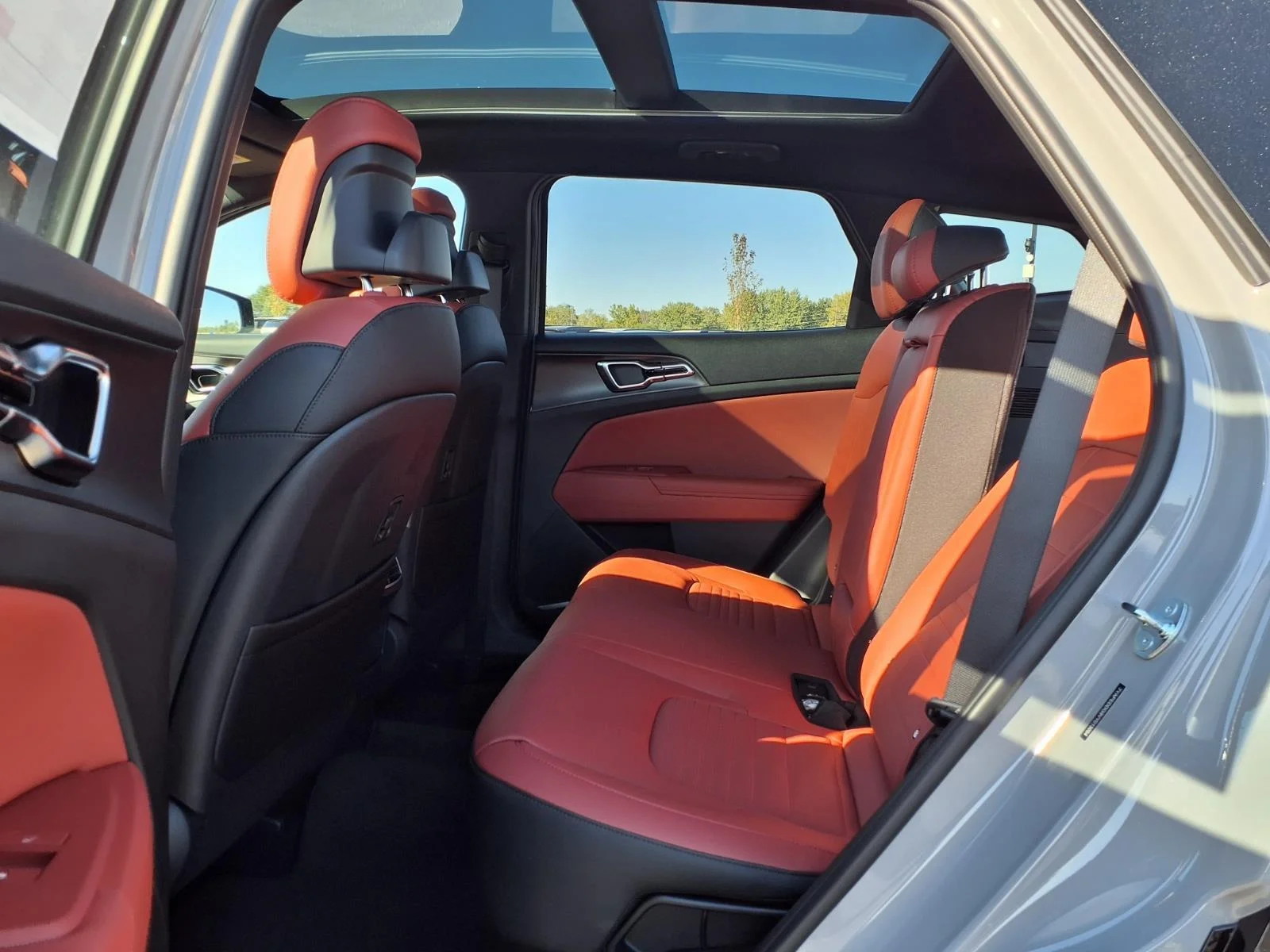 New 2027 Wolf Gray Kia SX Prestige image 18