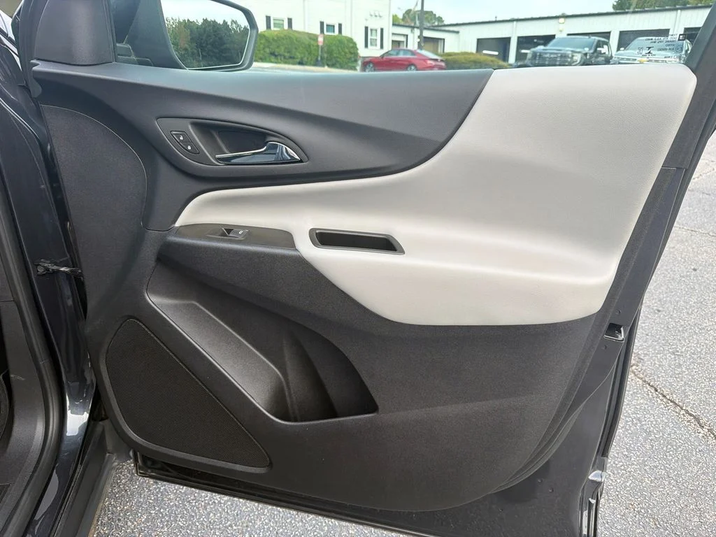 Used 2022 Gray Chevrolet LT image 14