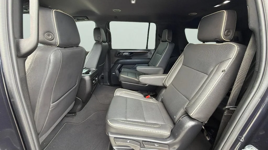 Used 2025 Dark Ash Metallic Chevrolet Premier image 26