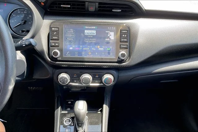 Used 2024 Gray Nissan SV image 30