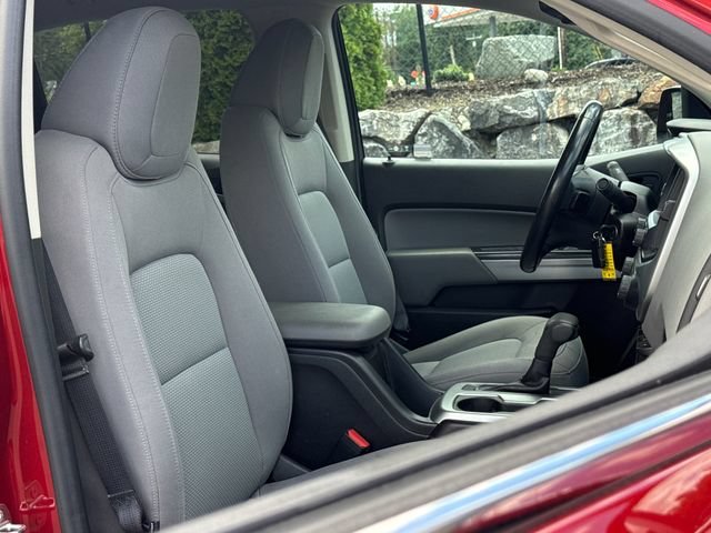 Used 2016 Red Rock Metallic Chevrolet LT image 24