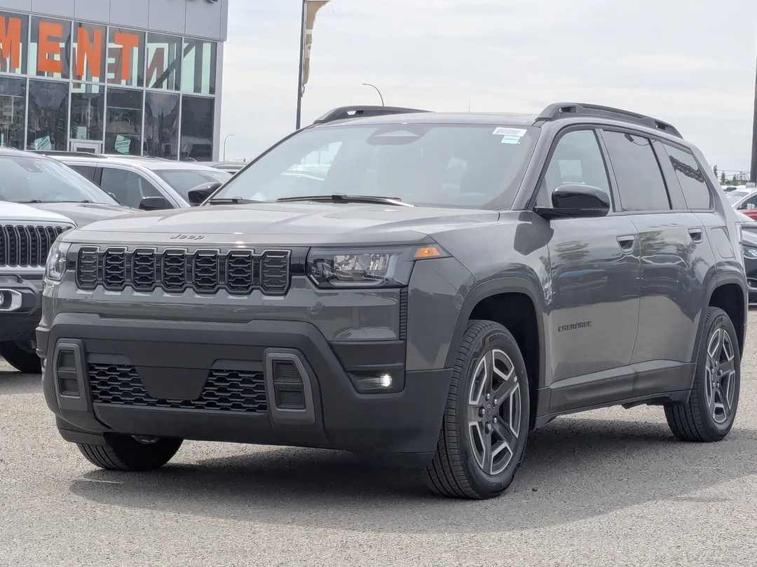 New 2026 Grey Jeep Limited - - 4x4 - 1.6L I- 4 Turbo Hybrid - 12.3 Uconnect w/ Nav - Pano Sunroof & More! image 4