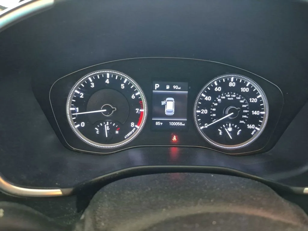 Used 2019 Blue Hyundai SE image 15
