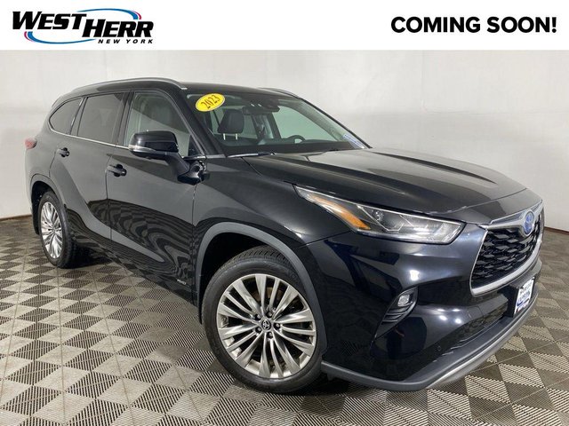 2023 Toyota Highlander Hybrid Platinum
