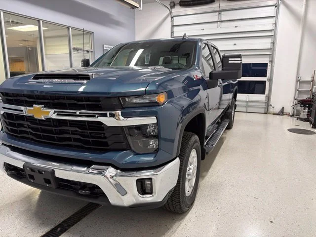 New 2026 Lakeshore Blue Metallic Chevrolet LT image 10