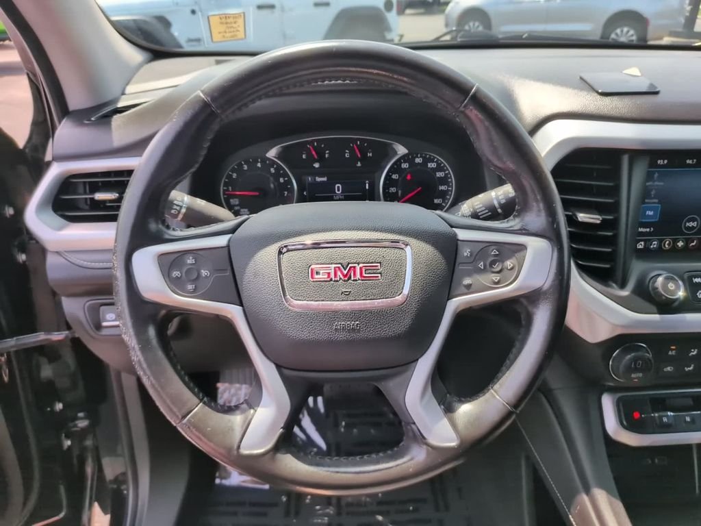Used 2020 Black GMC SLE image 22