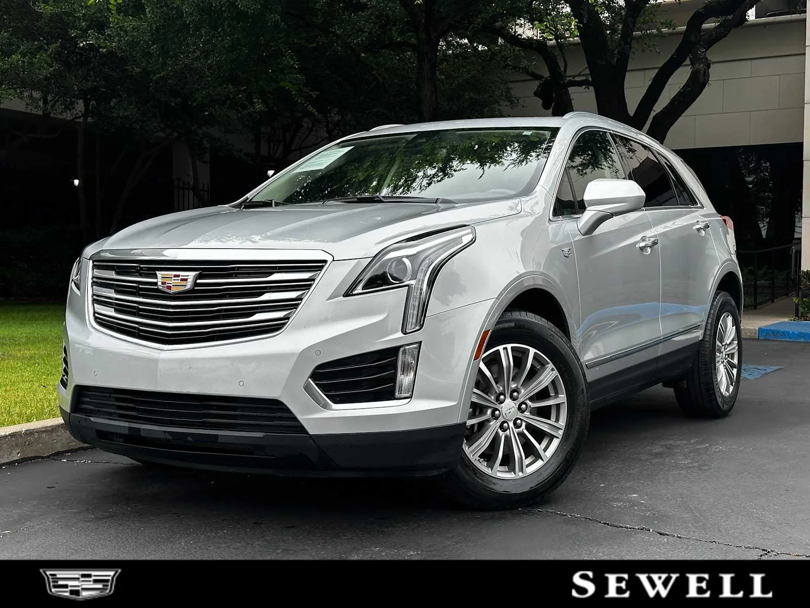 2017 Cadillac XT5 FWD Luxury's photo