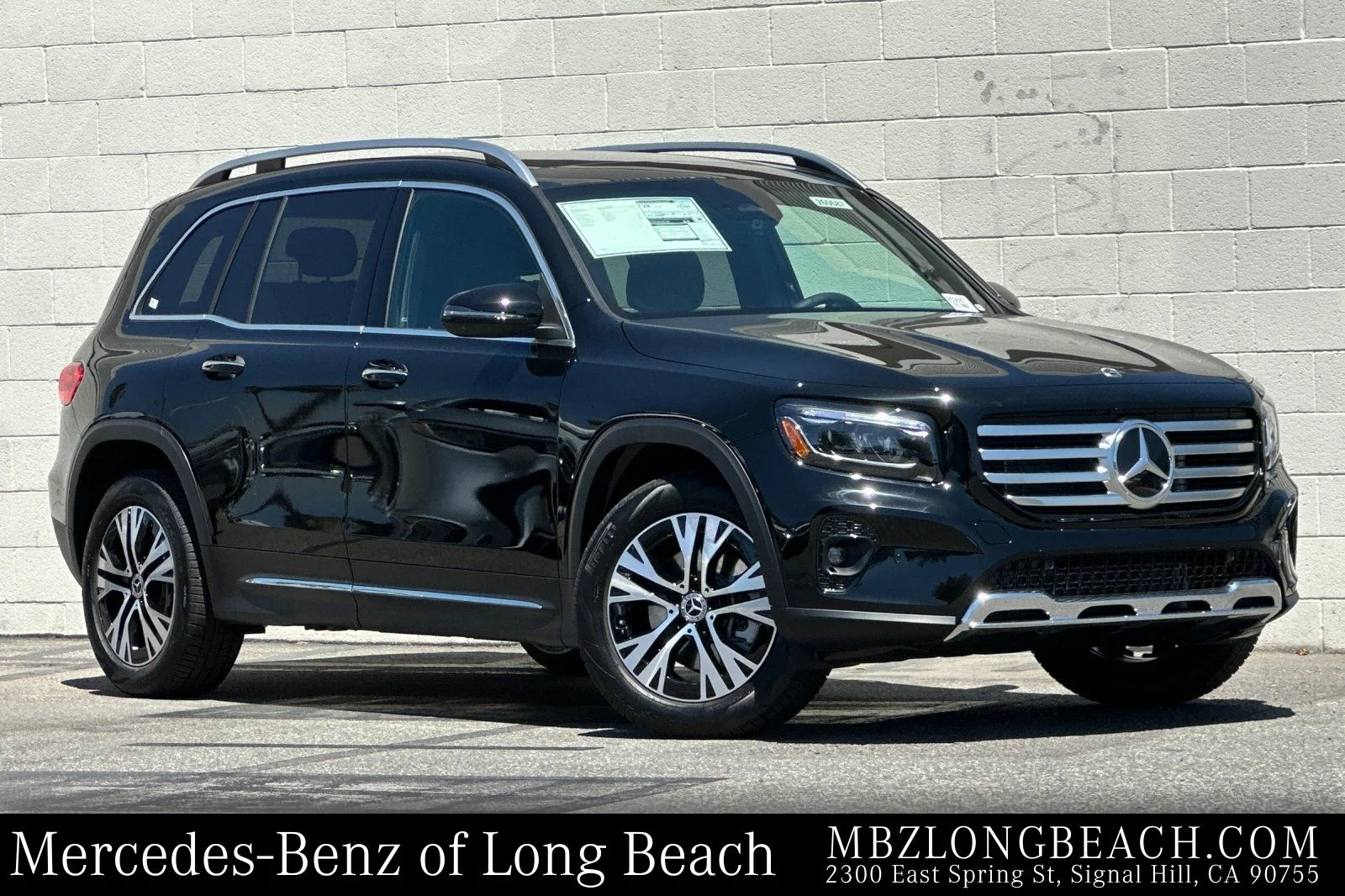 New 2026 Black Mercedes-Benz GLB 250 image 1