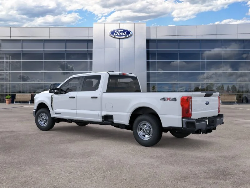 New 2026 Oxford White Ford XL image 4