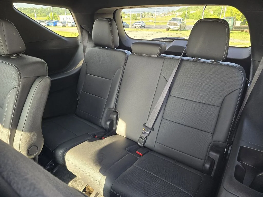 Used 2026 Sterling Gray Metallic Chevrolet FWD LT image 11