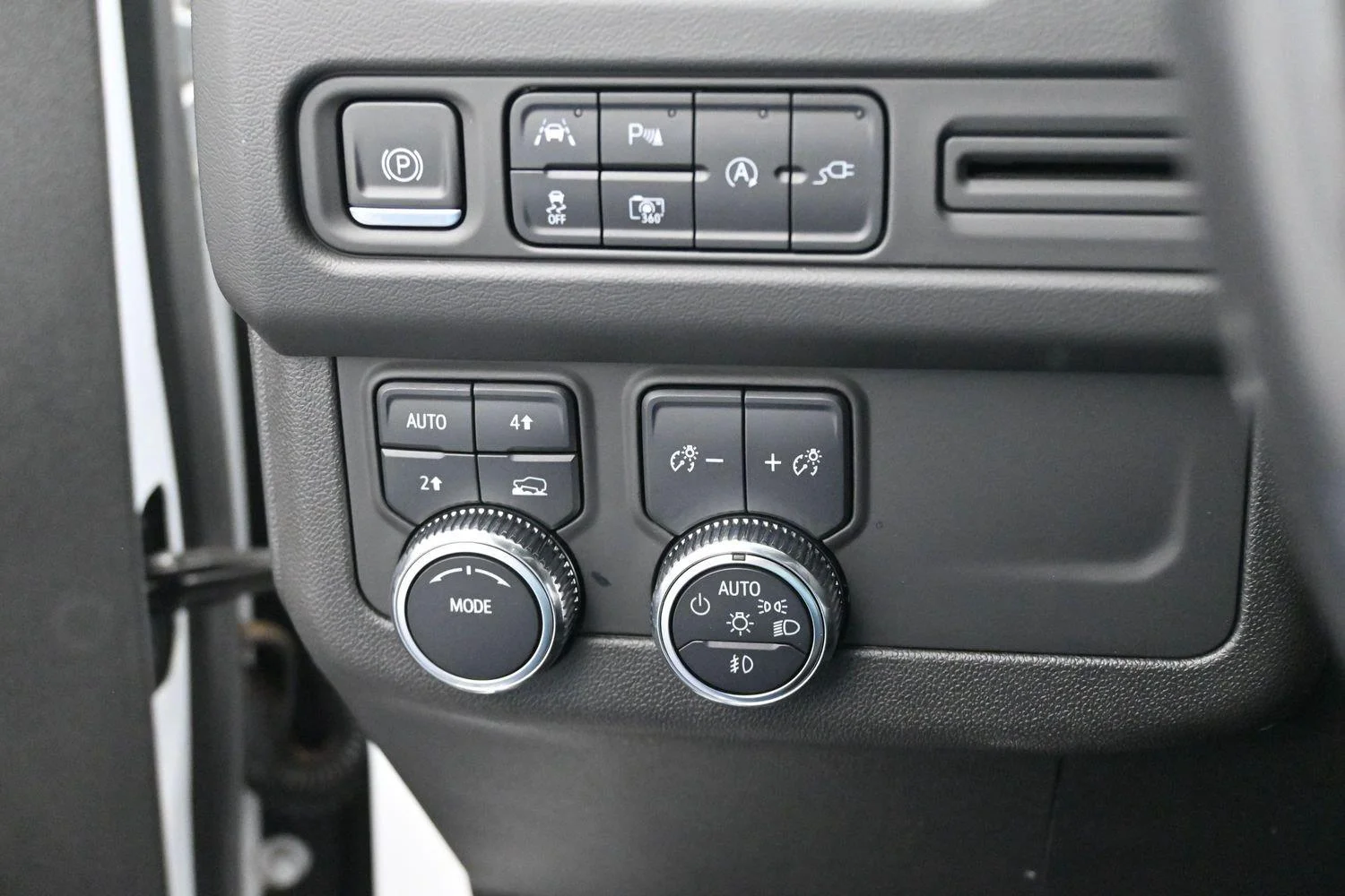 Used 2022 SUMMIT WHITE GMC SLT image 22
