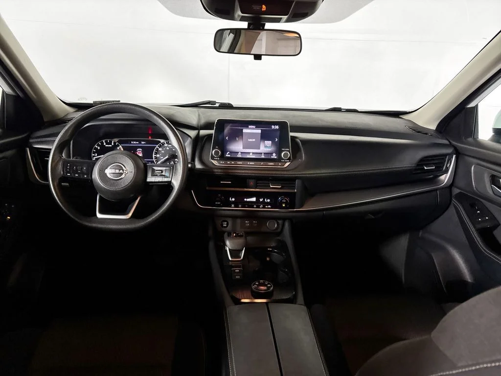 Used 2024 White Nissan SV image 12