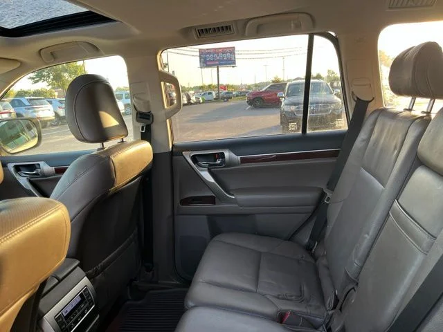 Used 2015 Beige Lexus 460 image 12