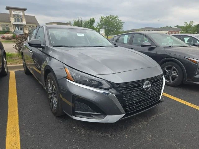 2025 Nissan Altima 2.5 SV's photo