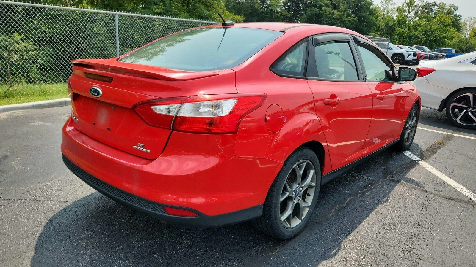 Used 2013 Ford Focus SE with VIN 1FADP3F29DL327367 for sale in Florence, KY