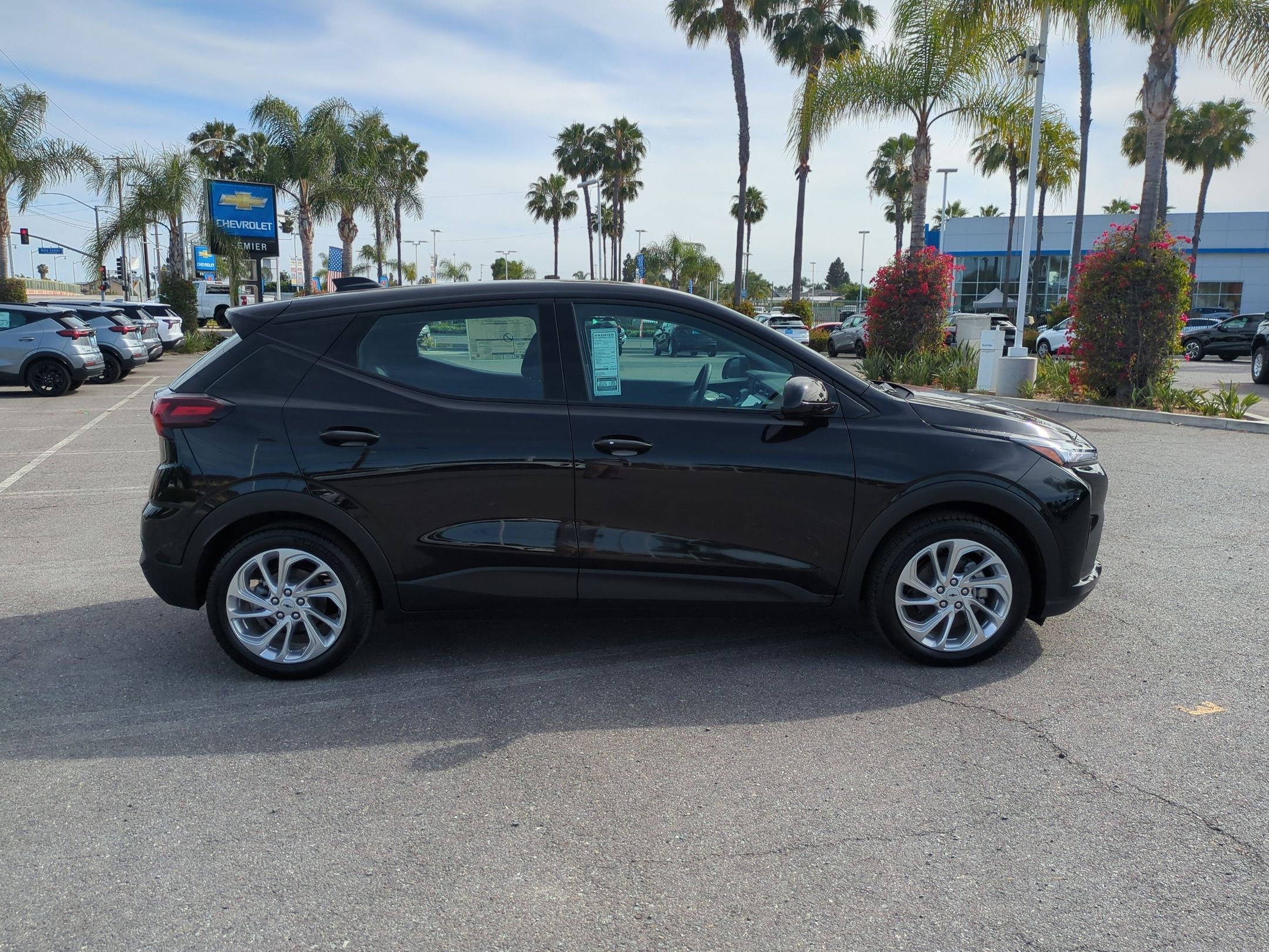 New 2027 Mosaic Black Metallic Chevrolet LT image 6