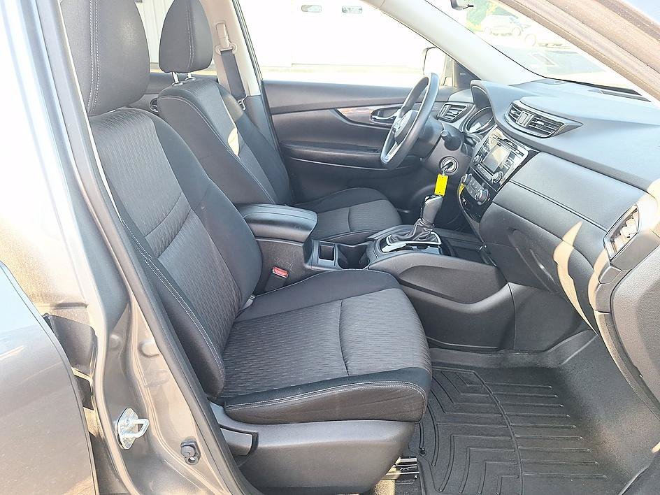 Used 2017 Gun Metallic Nissan S image 20