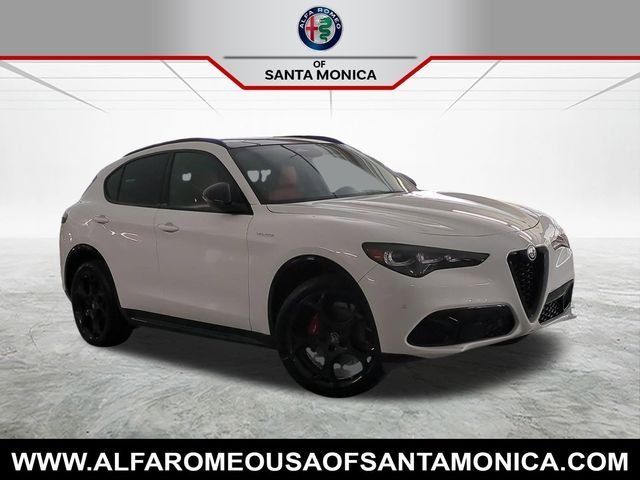 2026 Alfa Romeo Stelvio Veloce