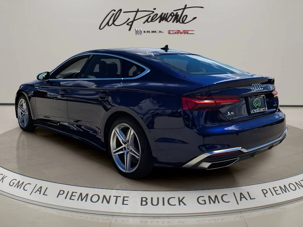 Used 2021 Blue Audi Premium 45 TFSI quattro S tronic image 4