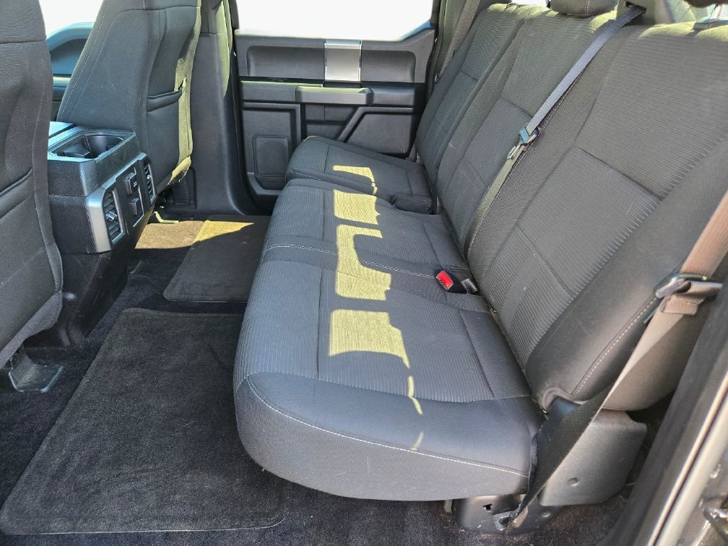 2015 Ford F-150 XLT - Photo 16