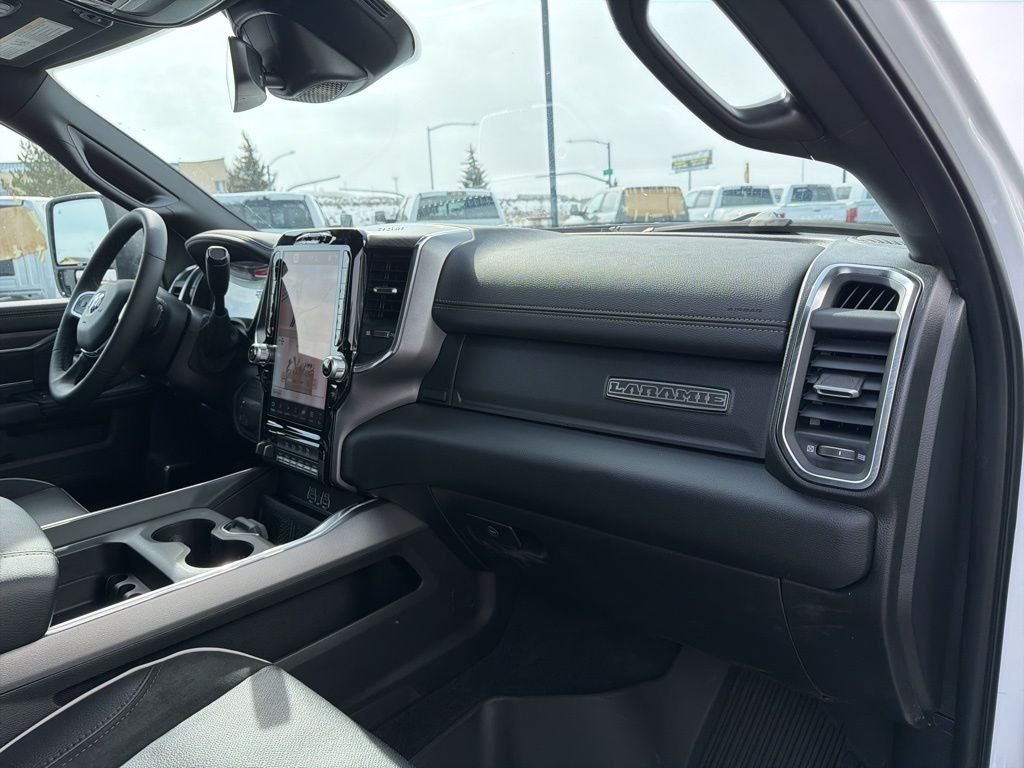New 2026 Bright White Clear-Coat Exterior Paint RAM Laramie image 49