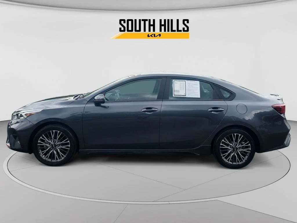 Used 2023 Gray Kia GT-Line image 2